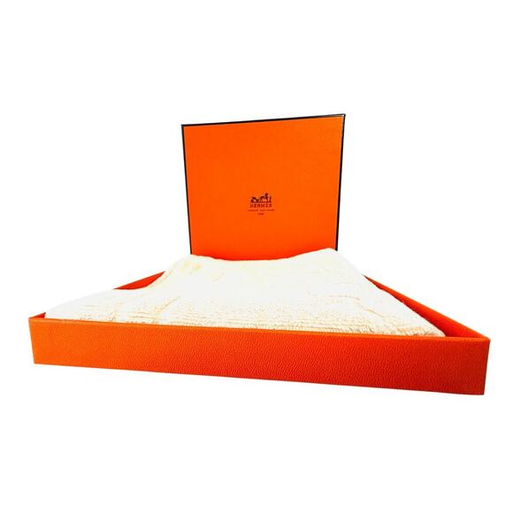 Hermès Horse Hand Towel Beige Equestrian Luxury Cotton Towel France w/ Box - Picture 4 of 5